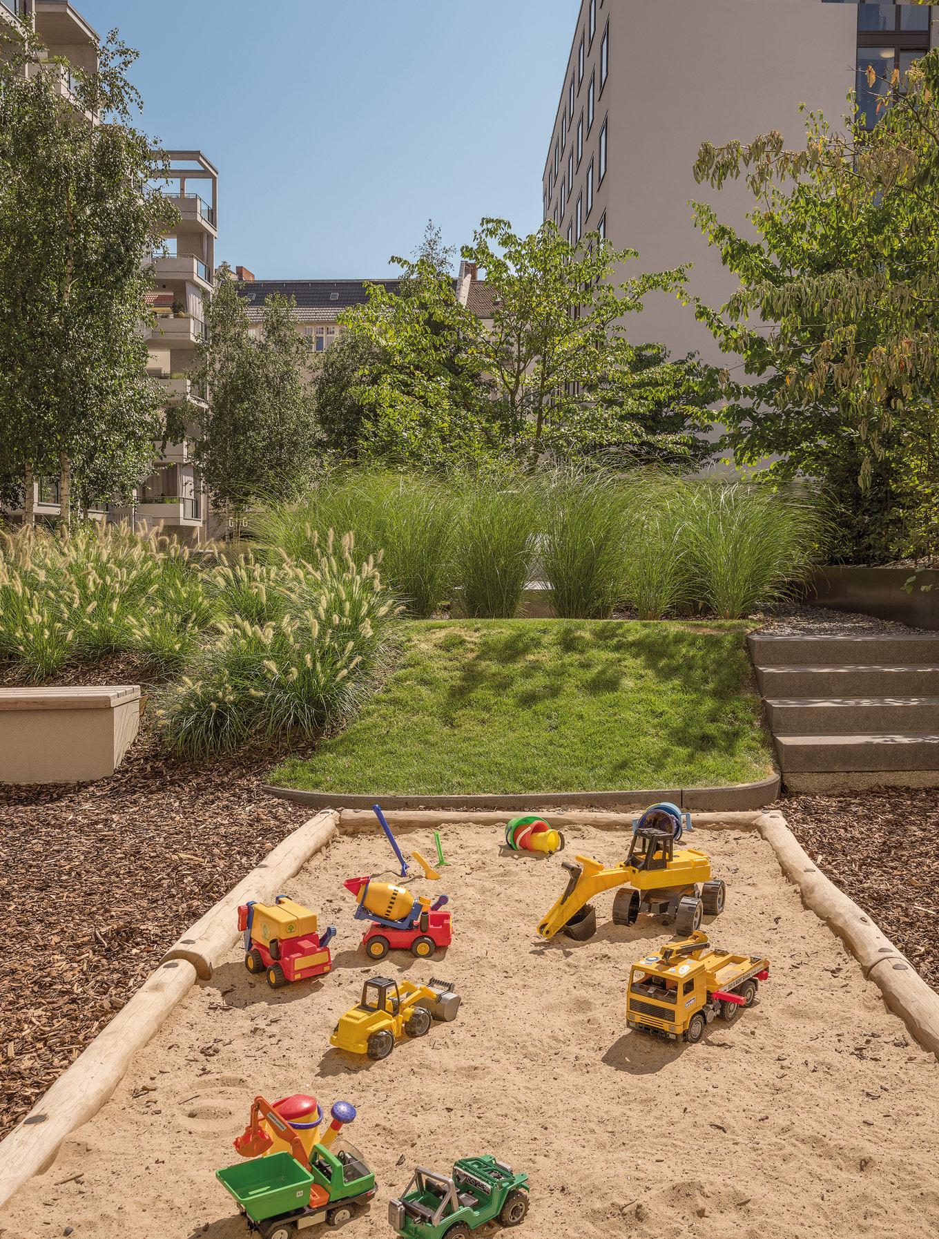 Hotel The Yard Berlin Exterior photo